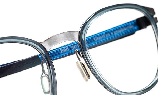 modische Brille vom Optiker in Hamburg Marke BLAC Modell BSSH BULL GRAVEL 01 GP C Small modische Brille vom Optiker in Hamburg Marke BLAC Modell BSSH BULL GRAVEL 01 GP C Small